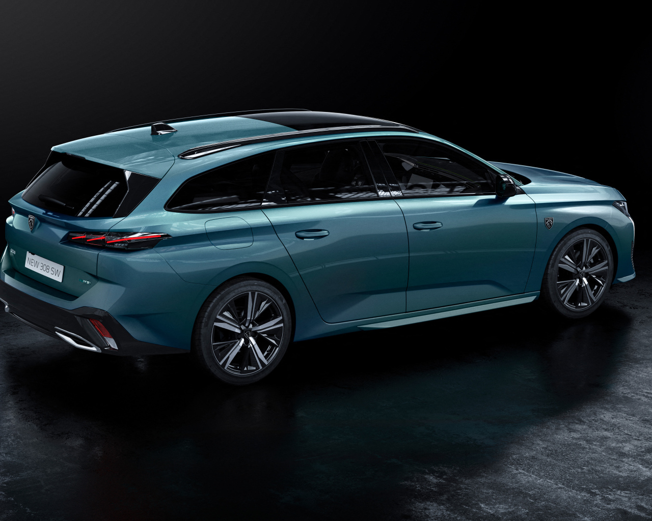 Автомобиль Peugeot 308 SW HYBRID 2021 года