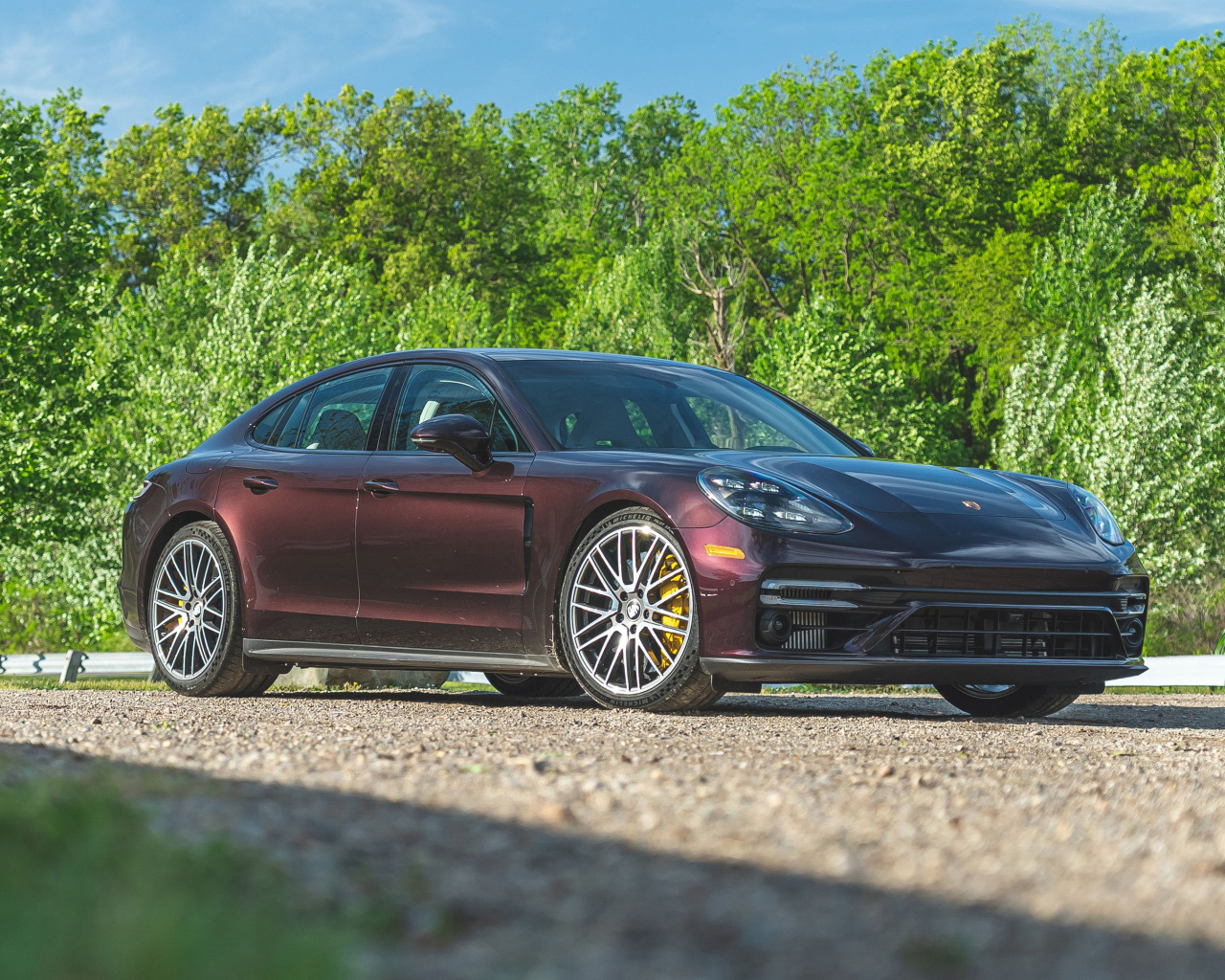 Коричневый Porsche Panamera Turbo S, 2021 года