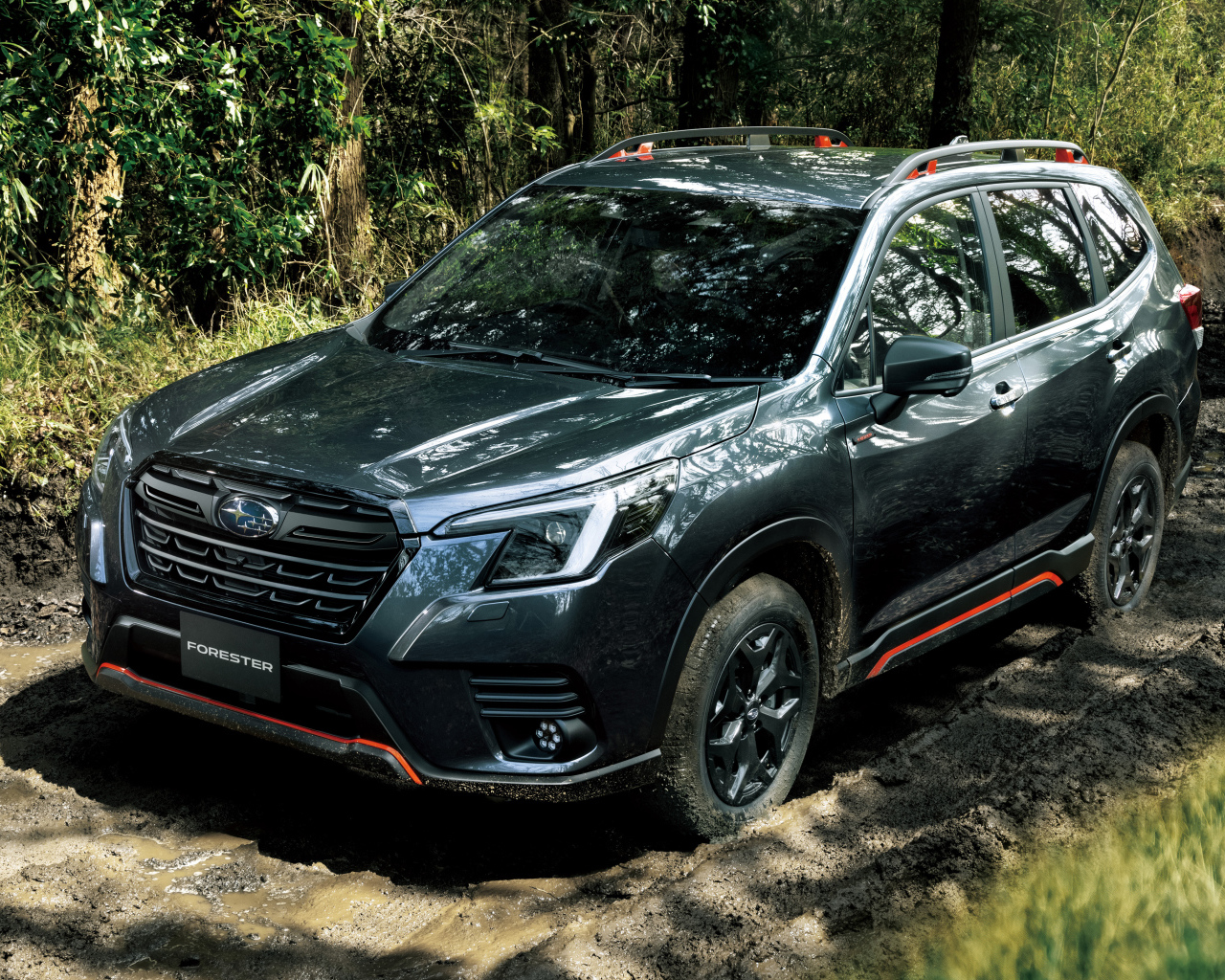 Большой внедорожник Subaru Forester X-Break 2021 года