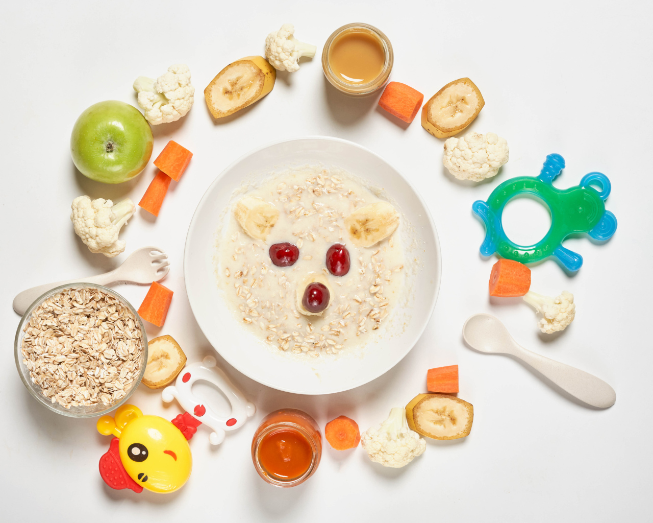 Овсяные хлопья с молоком и бананами 