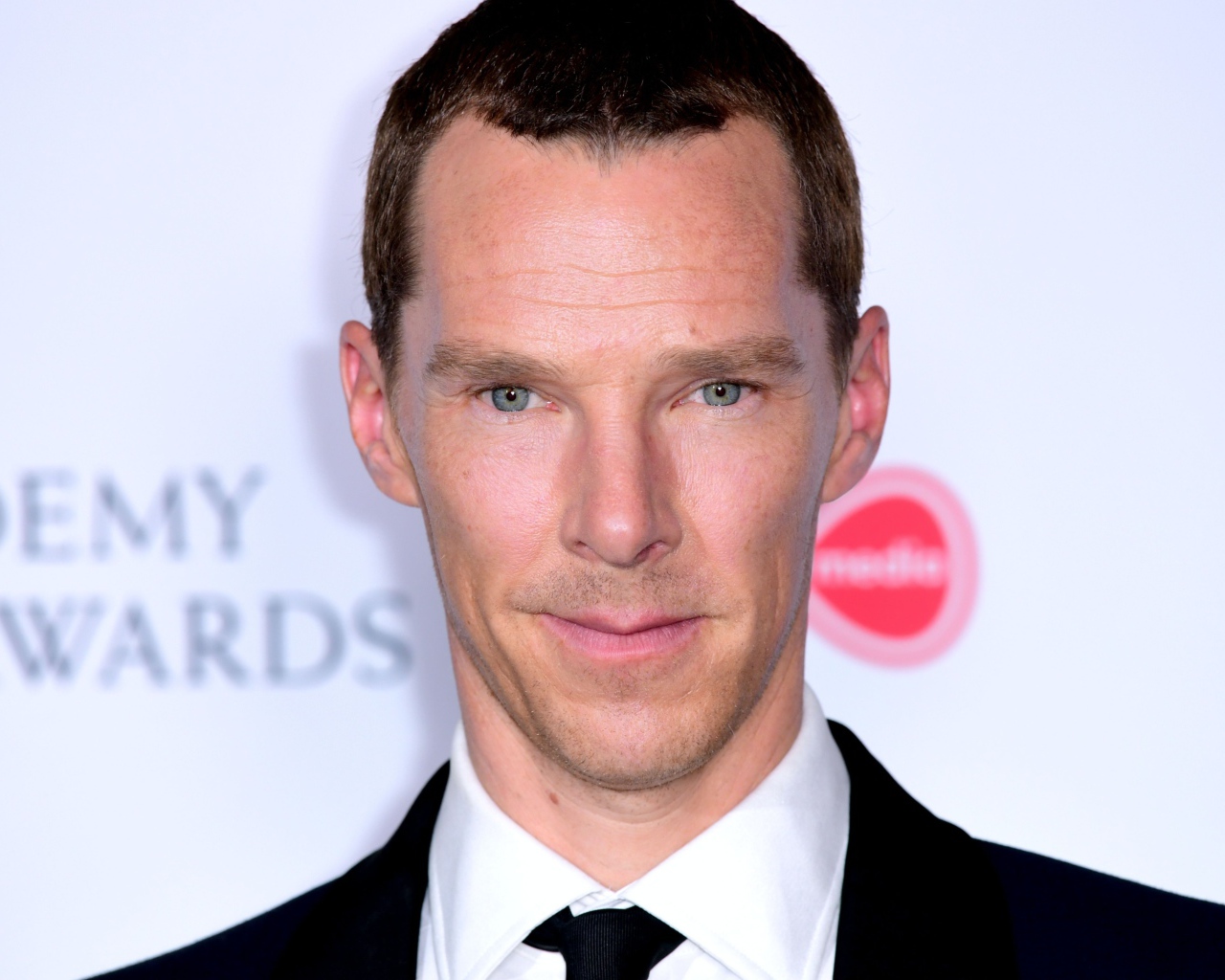 Актер Бенедикт Камбербэтч крупным планом