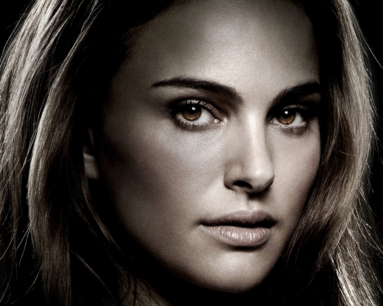 Актриса Натали Портман в фильме Тор