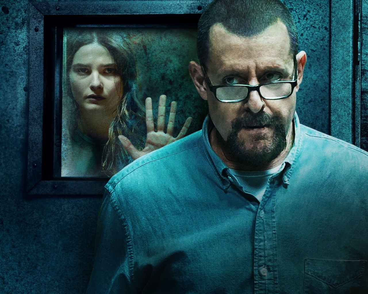 Постер фильма Девушка в подвале, 2021