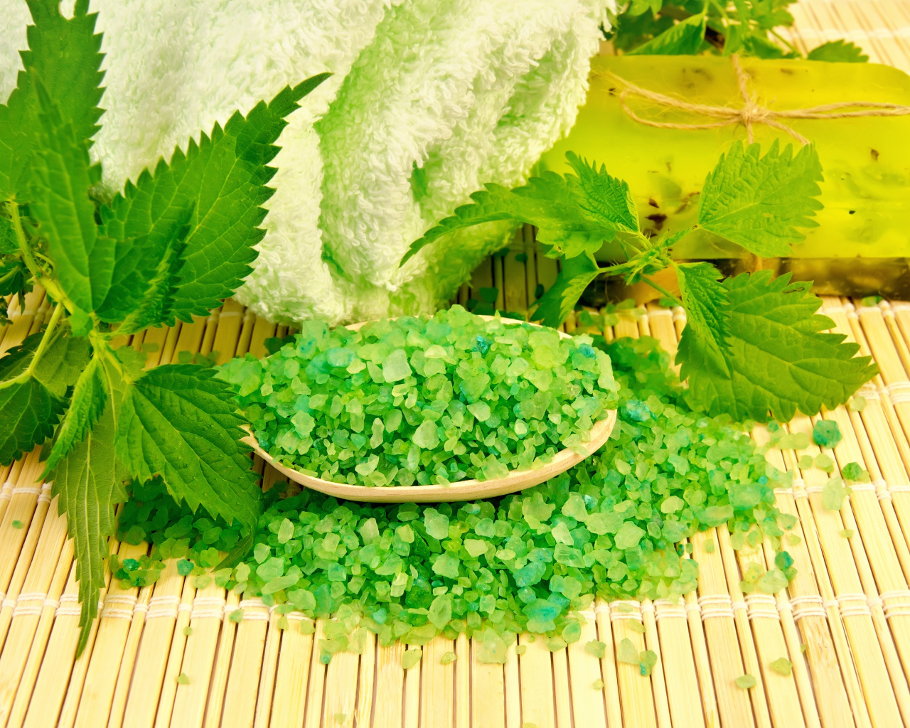 Зеленая морская соль, красива и полотенце для SPA