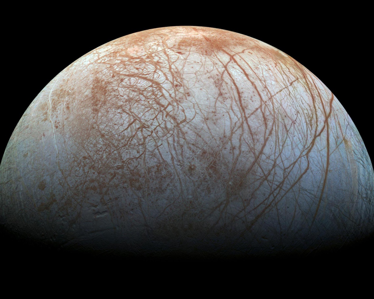 Поверхность планеты Юпитер на черном фоне