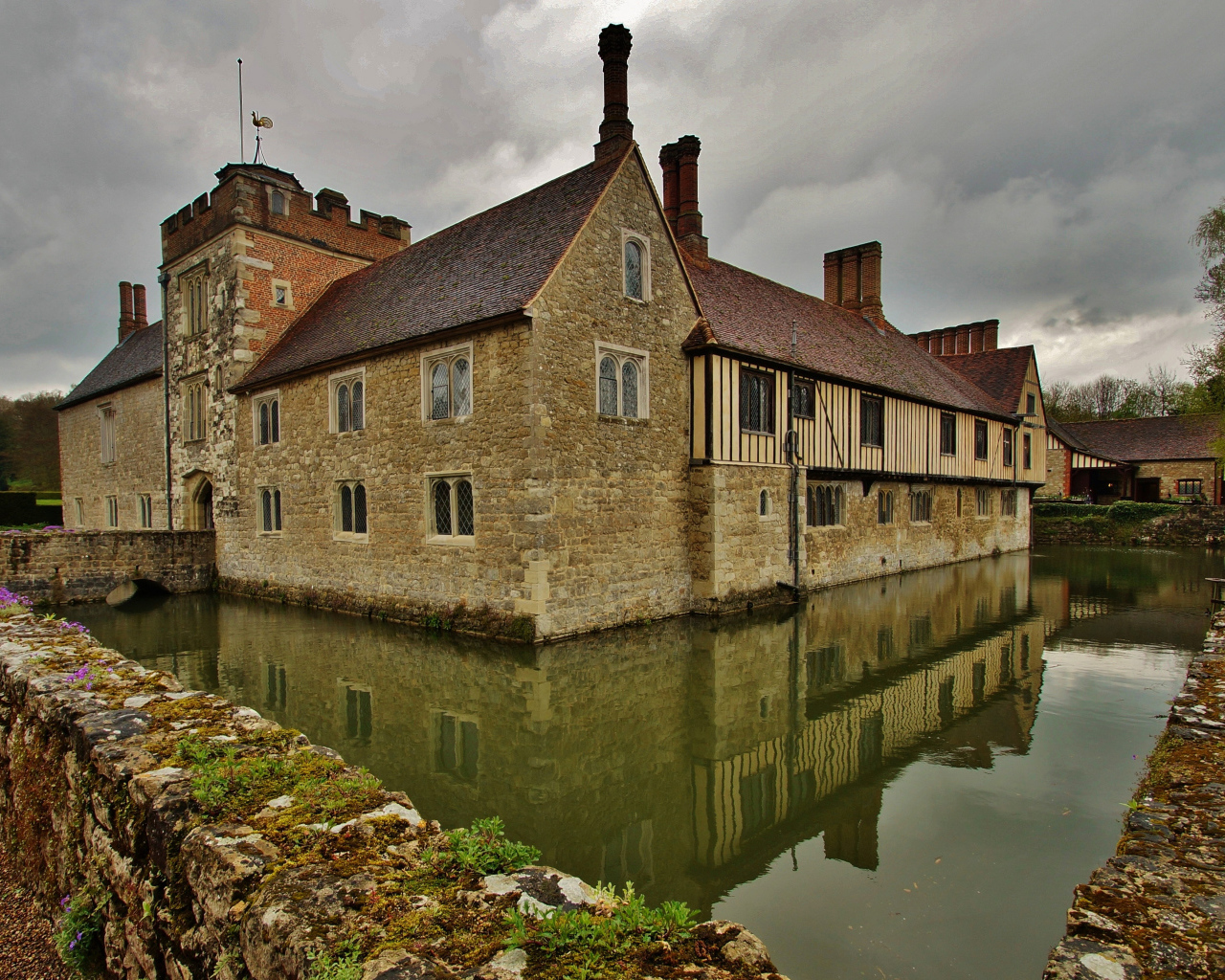 Тюдоровское поместье Ightham Mote в Кенте, Англия