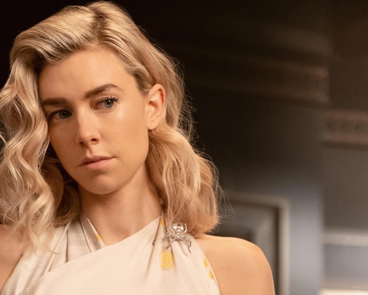 Красивая блондинка Ванесса Кирби