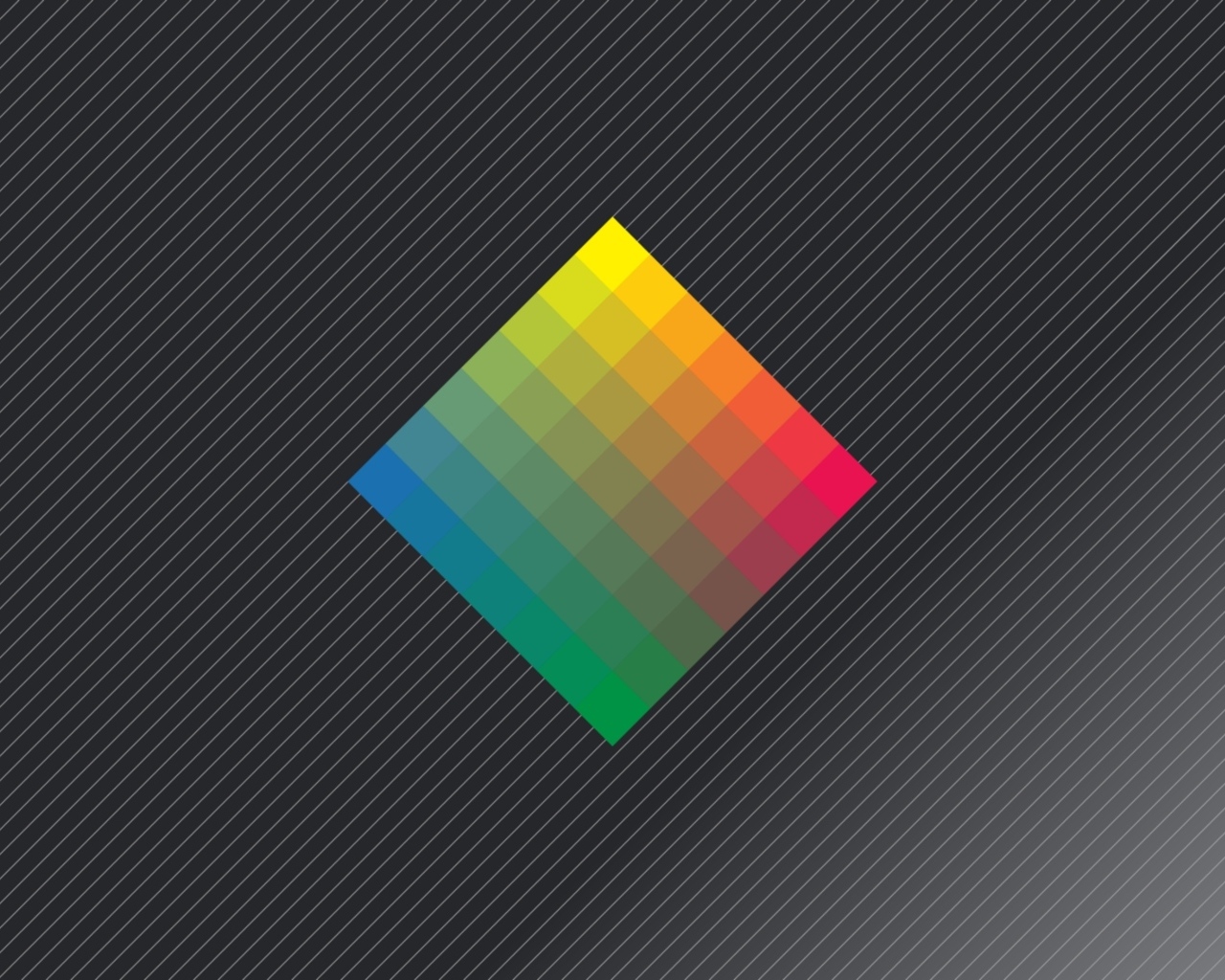 Разноцветный ромб на сером фоне