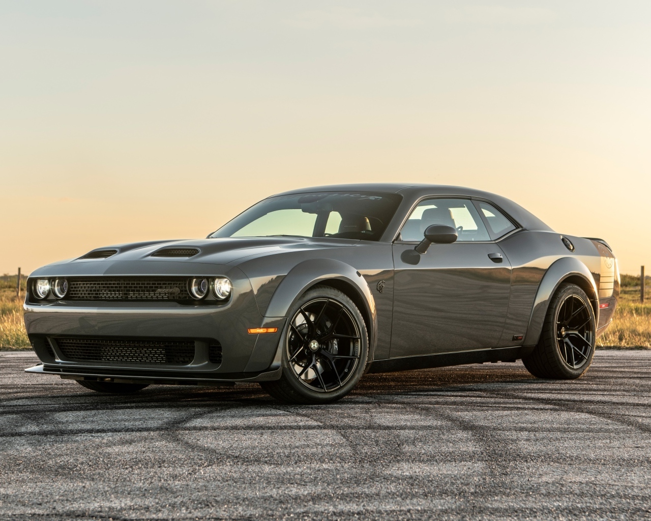 Автомобиль Hennessey Challenger H1000 Last Stand