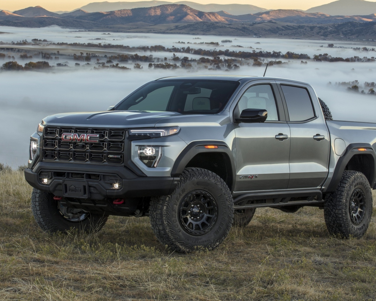 Большой пикап GMC Canyon AT4X AEV Edition Crew Cab 2024