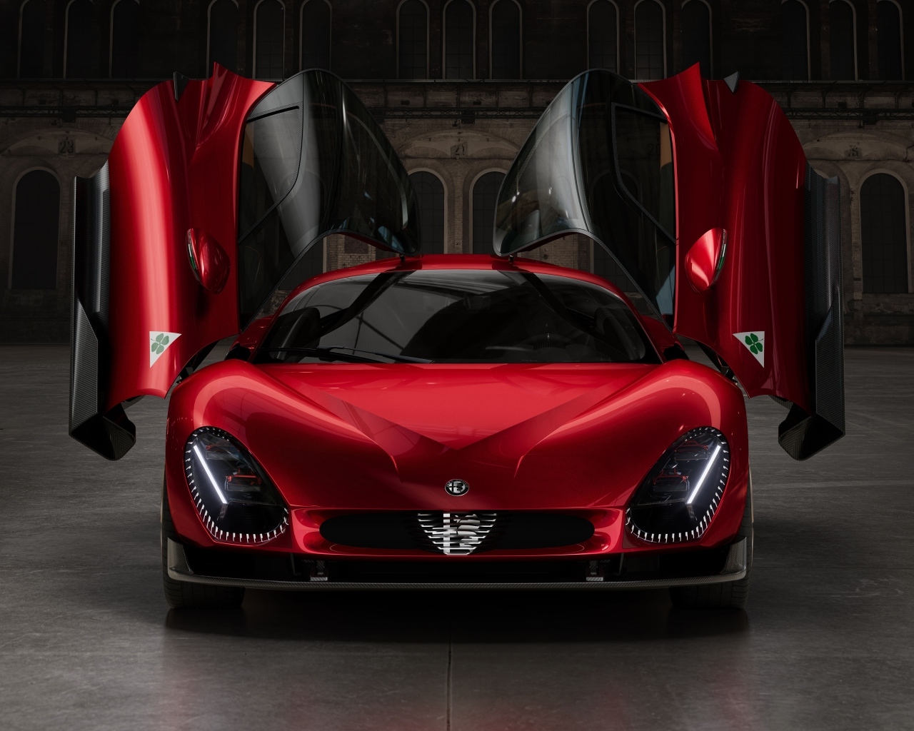 Красный быстрый автомобиль Alfa Romeo 33 Stradale 2024 года