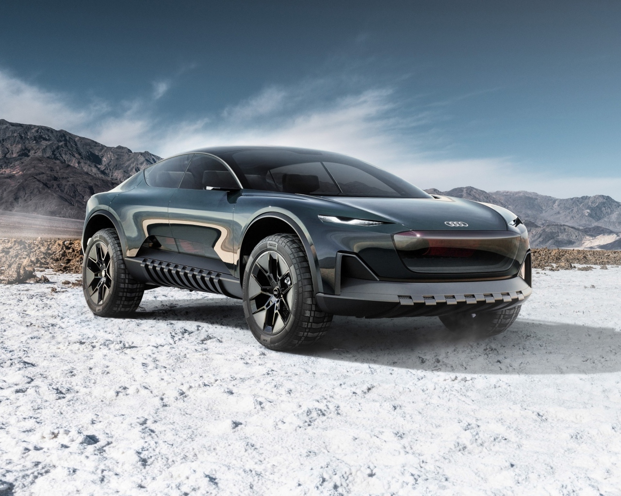 Внедорожник Audi Activesphere в горах