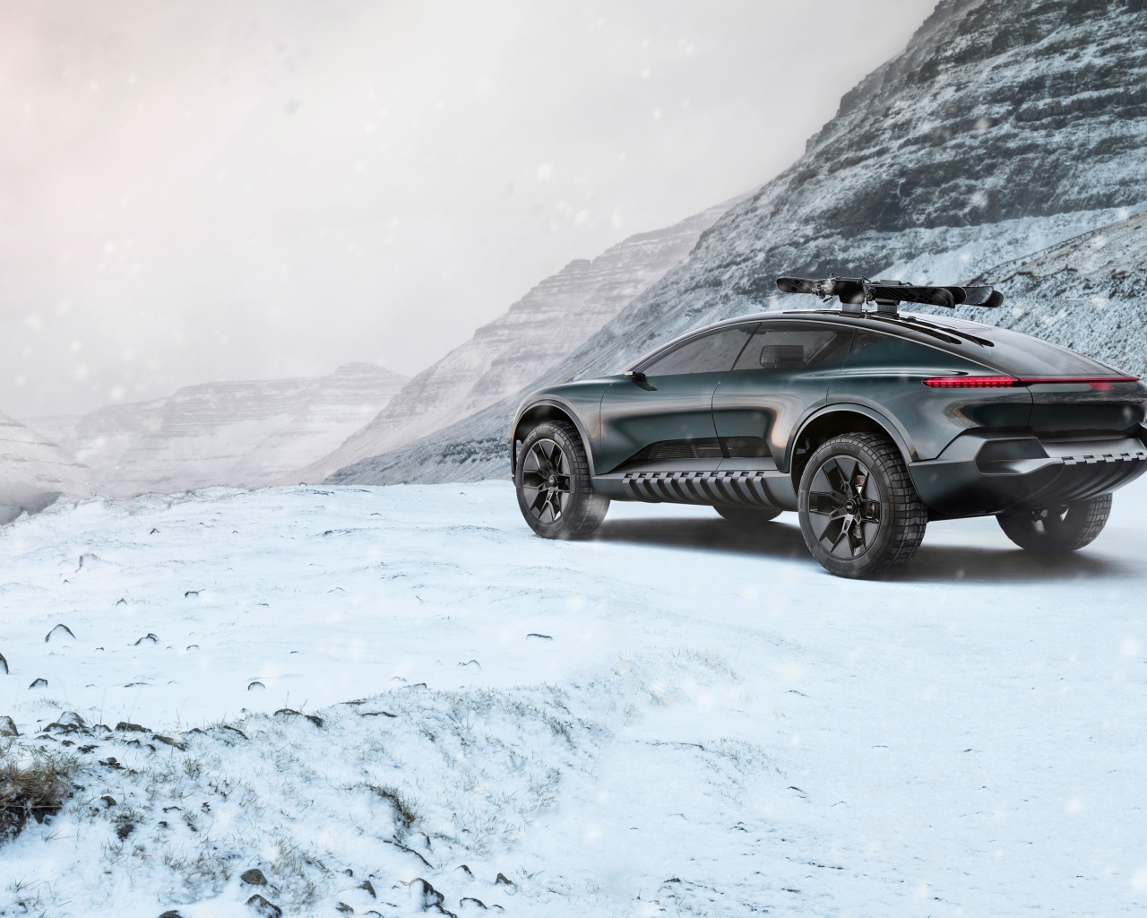 Внедорожник Audi Activesphere на снегу