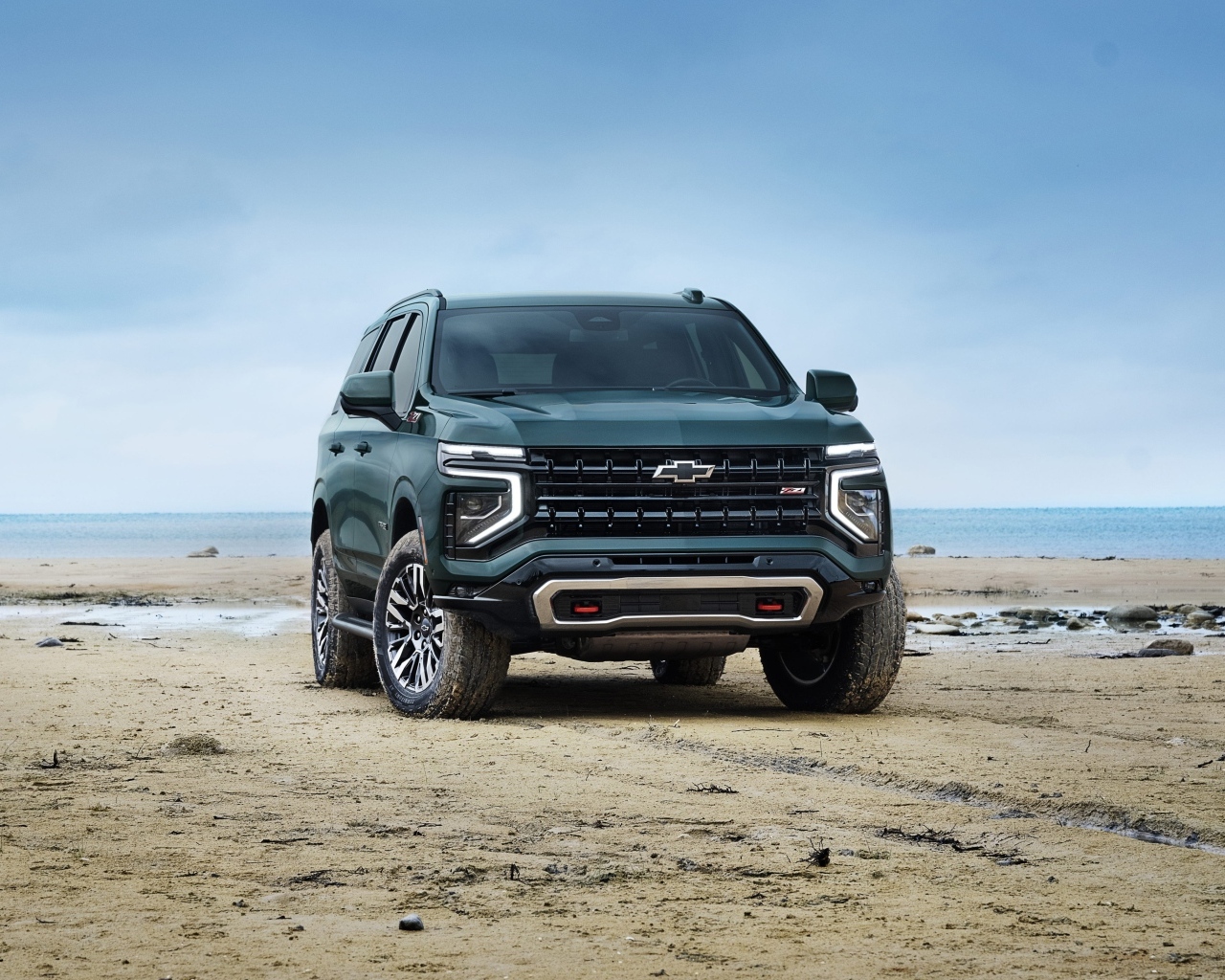 Большой внедорожник Chevrolet Tahoe Z71 2025 года