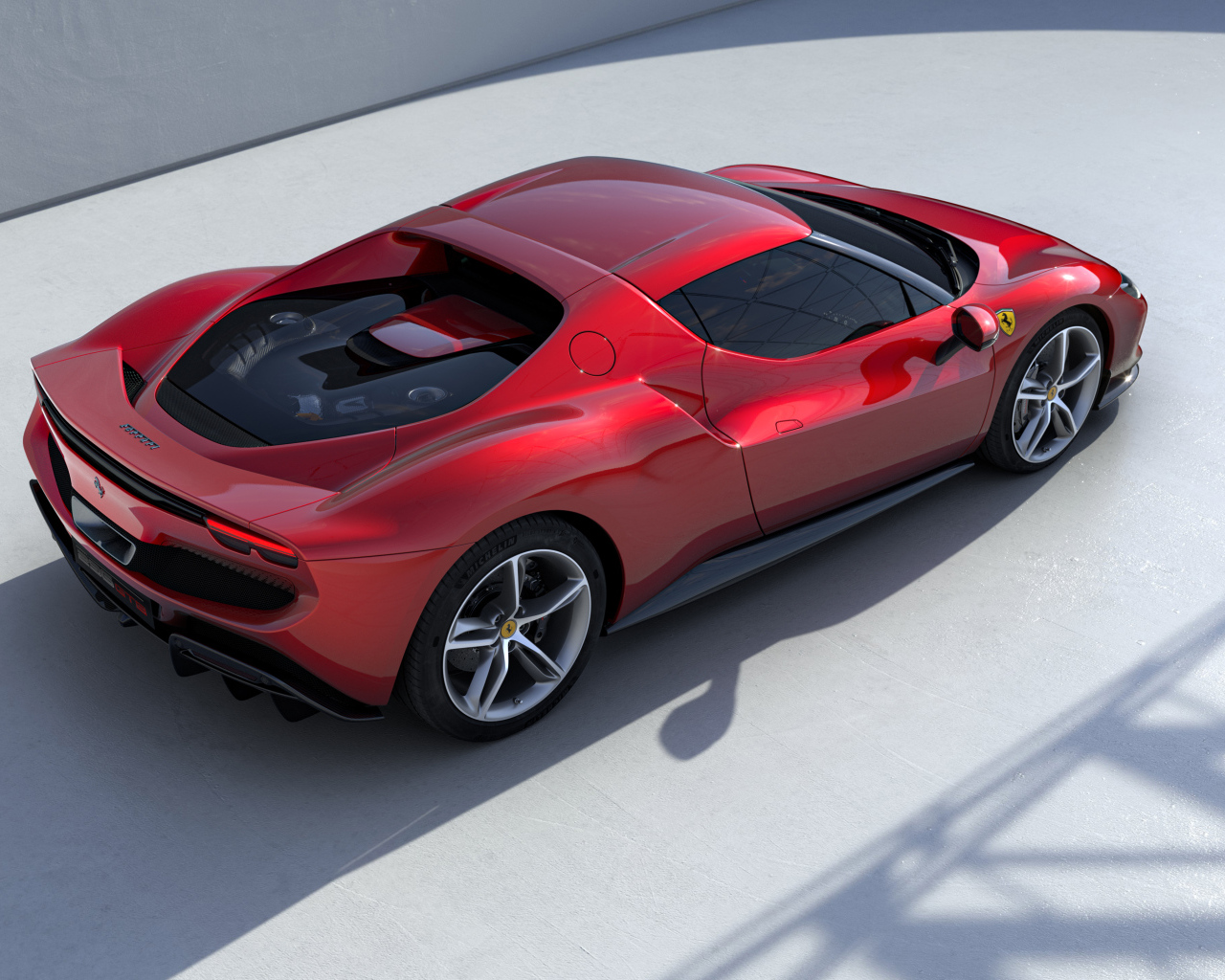 Автомобиль Ferrari 296 GTB 2022 года вид сверху