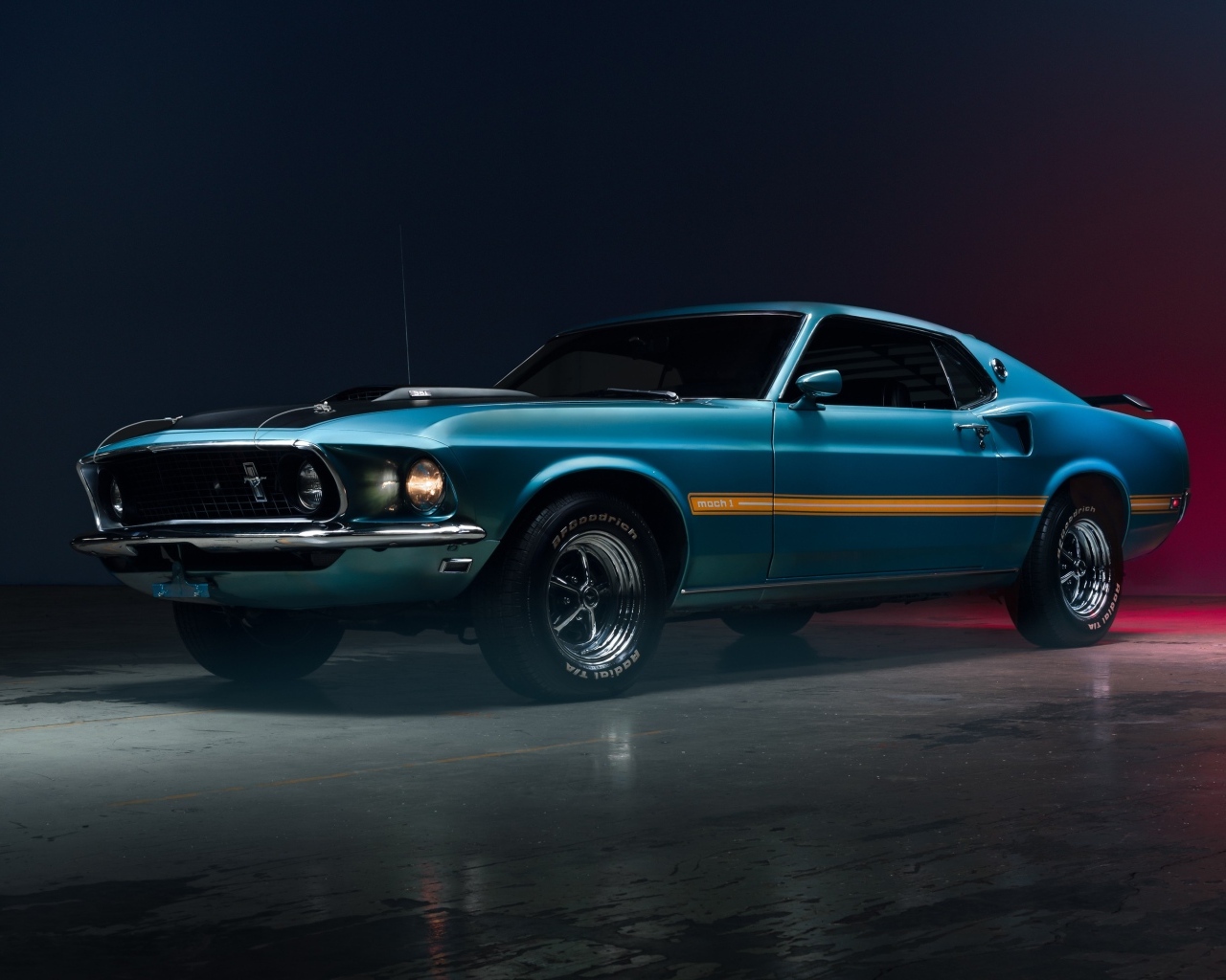 Ретро автомобиль Mustang Mach 1, 1969 года