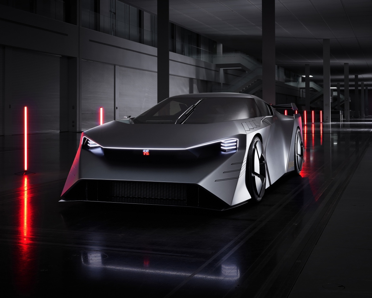 Современный новый автомобиль Nissan Hyper Force