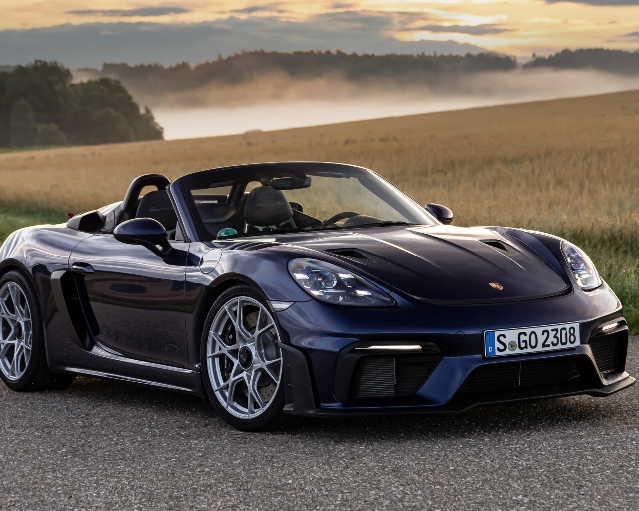 Кабриолет Porsche 718 Spyder RS