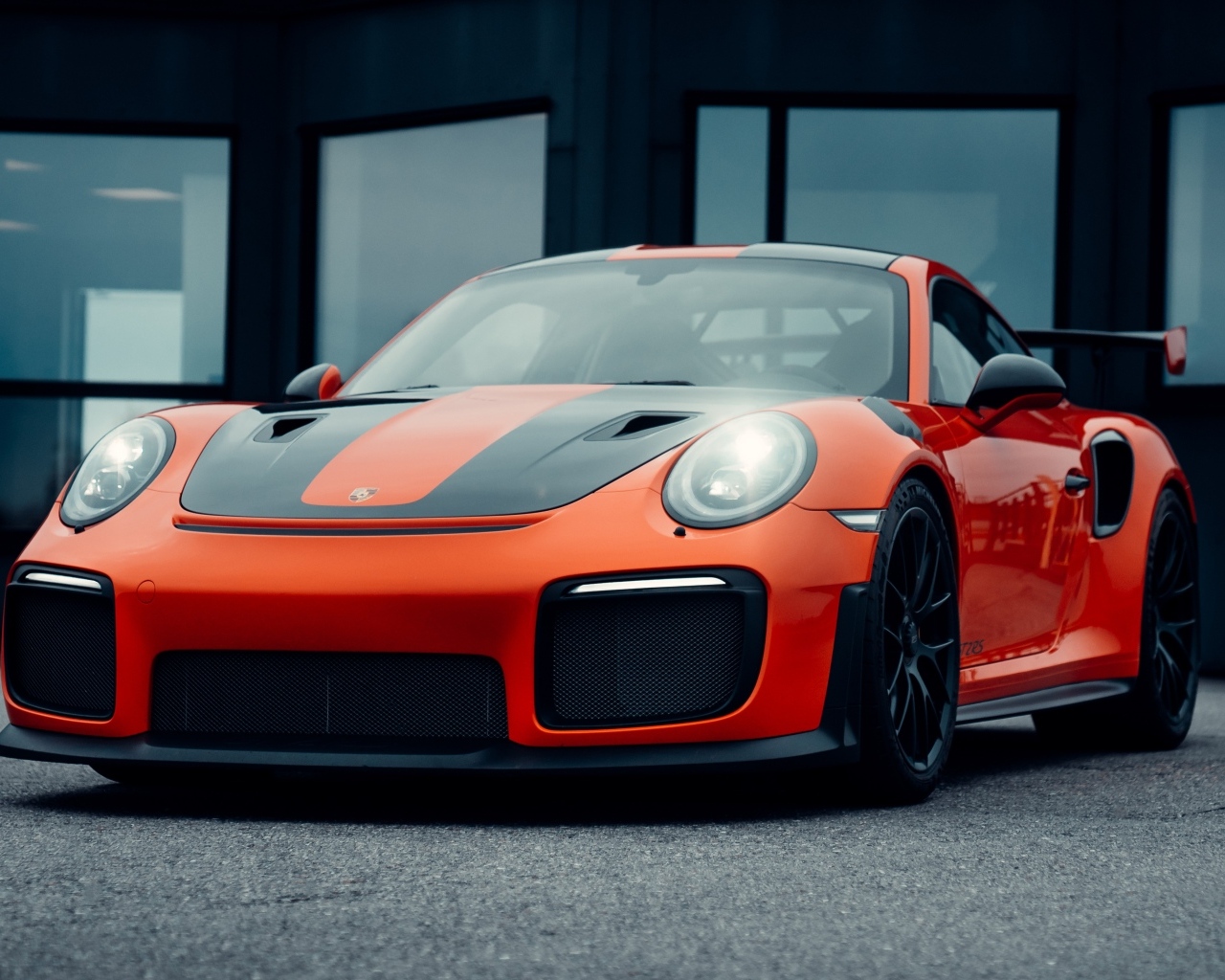 Автомобиль Porsche 911 GT2 RS
