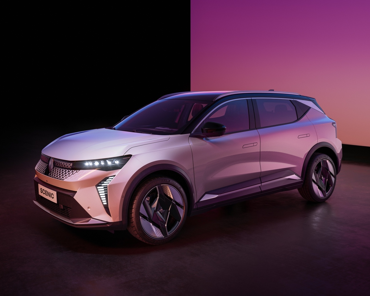 Внедорожник Renault Scénic E-Tech 2024 года