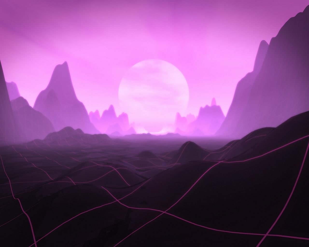 Луна покрыла горы фиолетовым светом