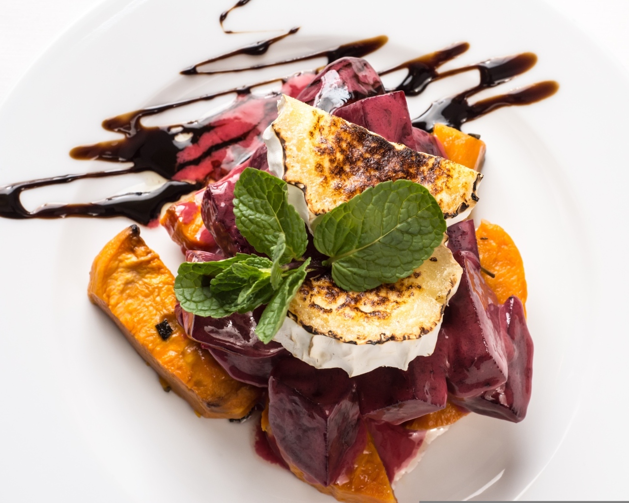 Запеченная тыква с шоколадом