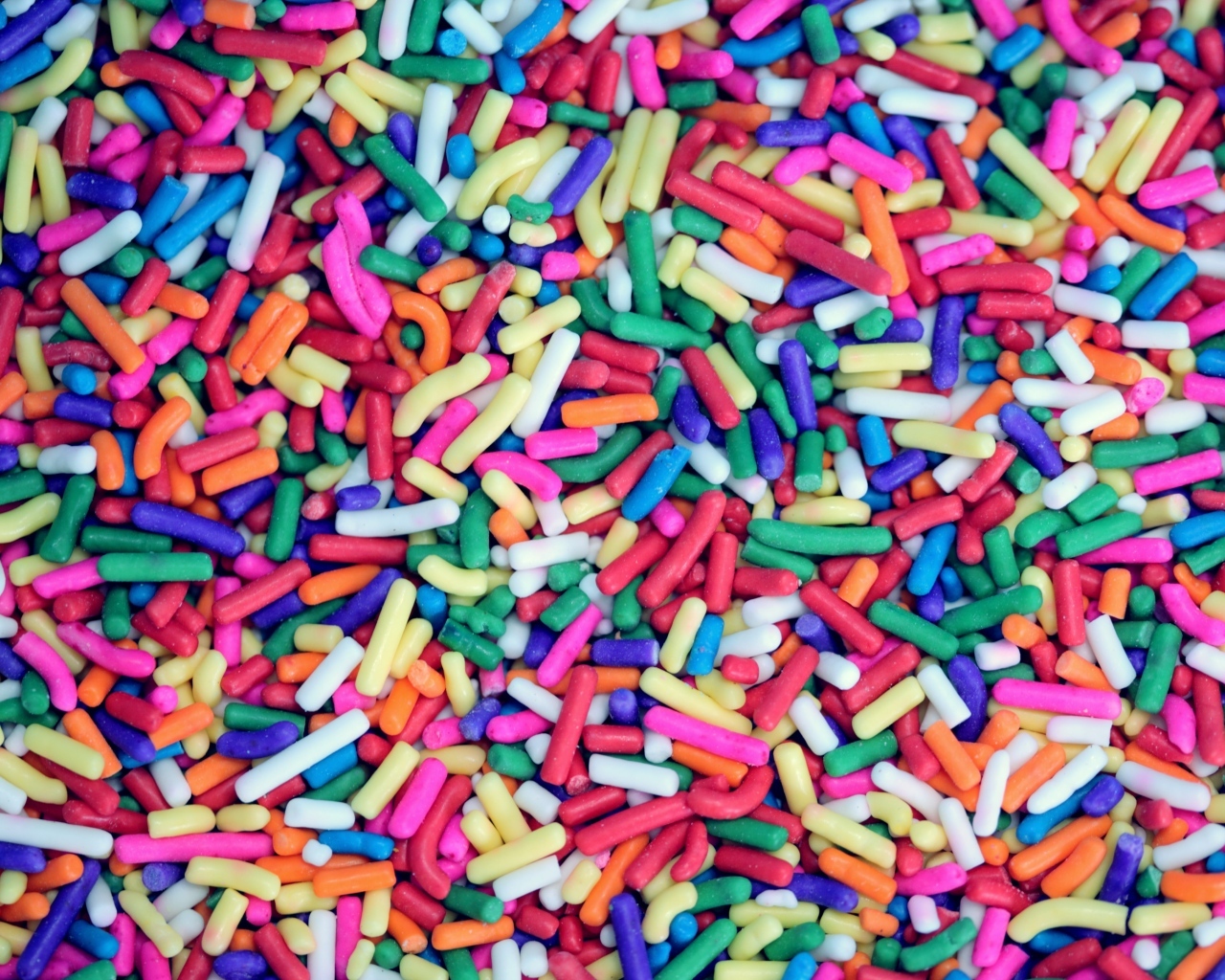 Разноцветная сладкая посыпка для кондитерских изделий