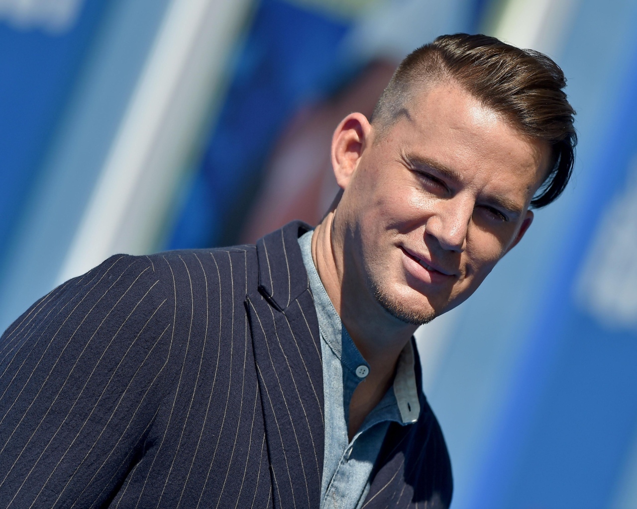 Актер Ченнинг Татум в костюме