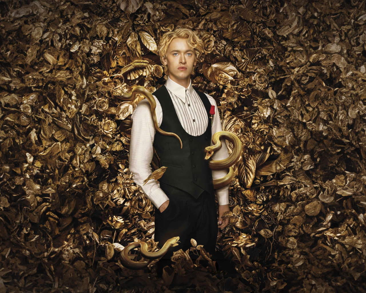 Актер Том Блит в фильме Голодные игры: Баллада о змеях и певчих птицах, 2023