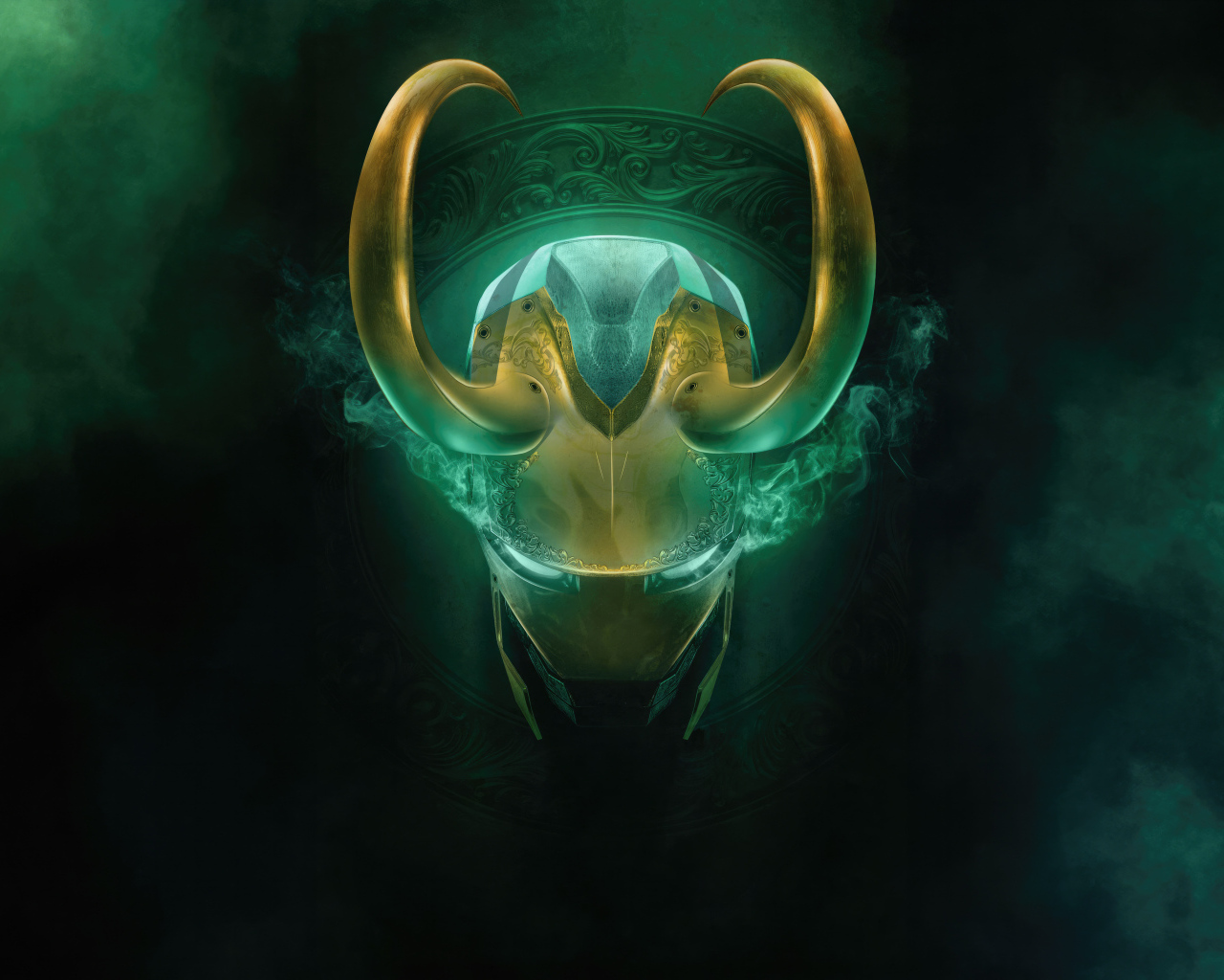 Шлем Локи с рогами