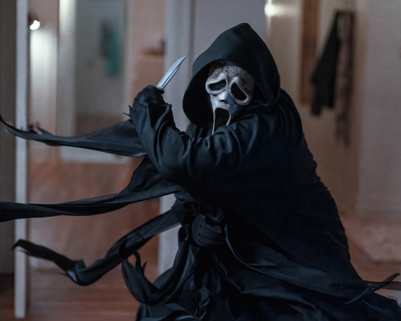 Маньяк из фильма Крик 6