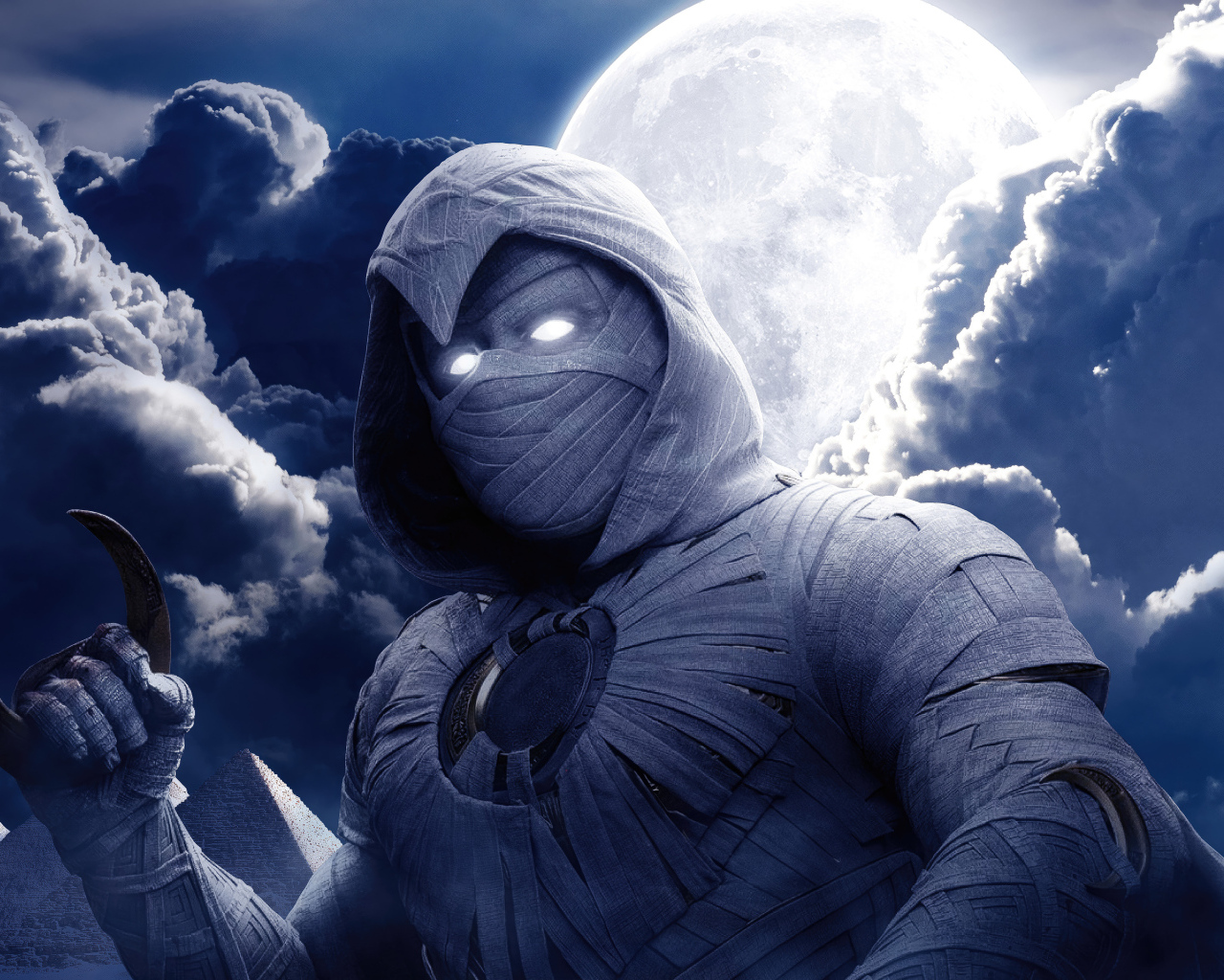 Супергерой Лунный рыцарь в костюме мумии