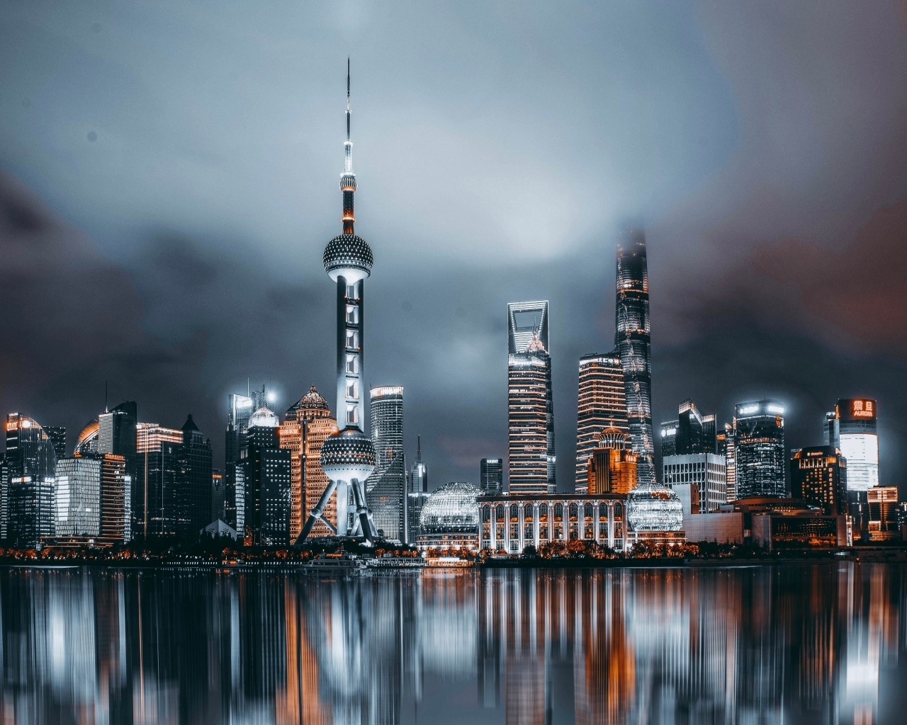 Вид на небоскребы города Шанхай, Китай