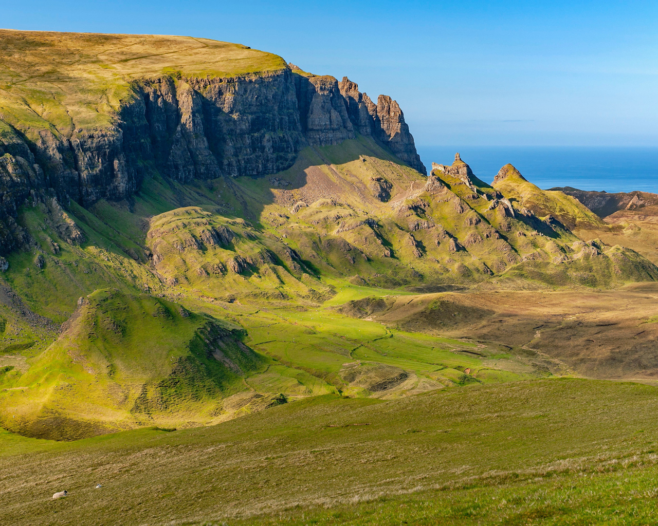Покрытые зеленью горы, Шотландия
