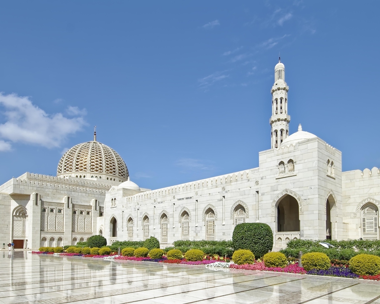 Большая белая  мечеть султана Кабуса, Оман