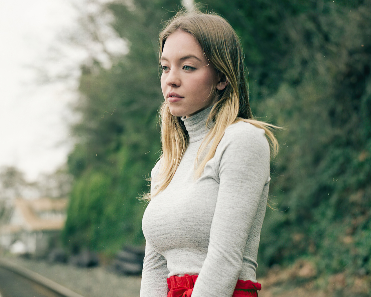 Милая девушка актриса Сидни Суини