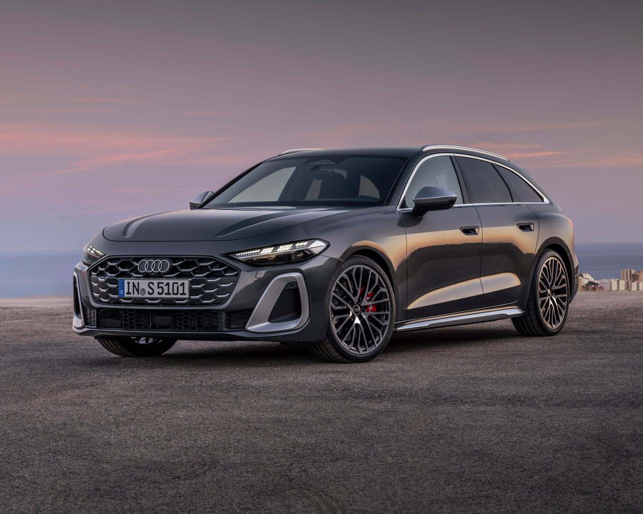 Новый автомобиль Audi S5 Avant TFSI quattro 2024 года