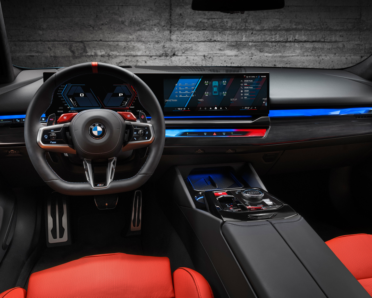 Салон автомобиля BMW M5 Touring 2024 года