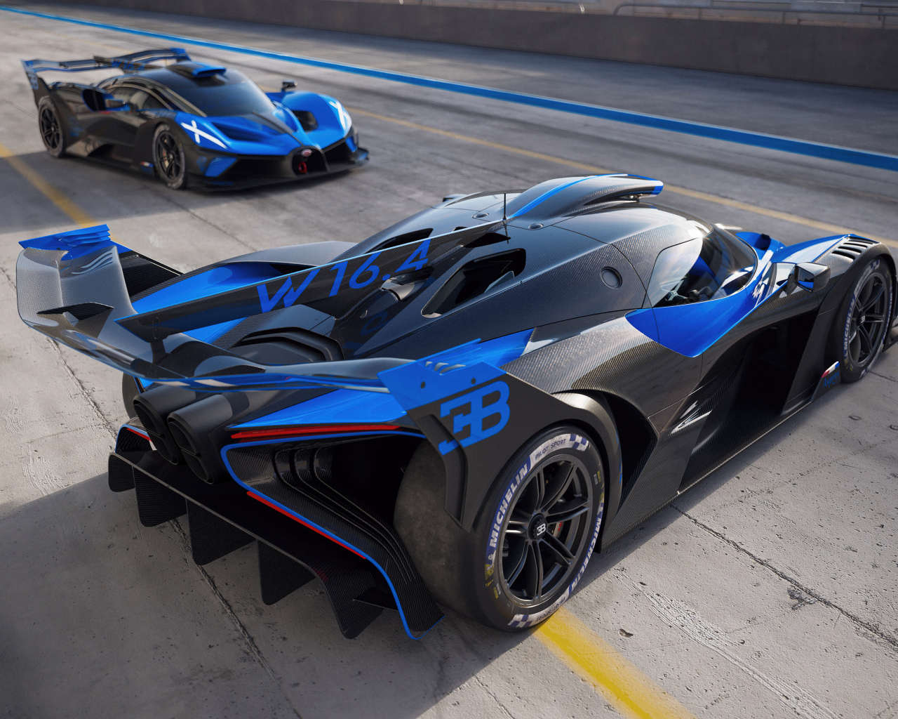 Синий автомобиль Bugatti Bolide Race Track вид сзади
