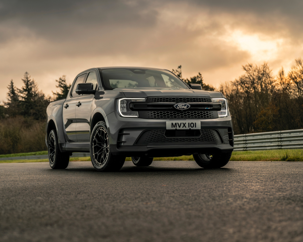 Большой автомобиль Ford Ranger MS-RT Double Cab 2024 года