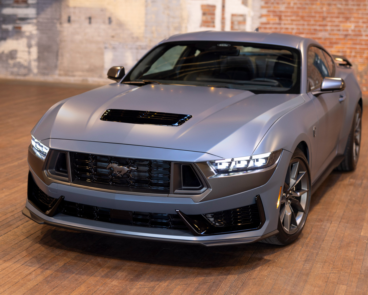 Новый автомобиль Ford Mustang Dark Horse Matte Clear Film 2024 года