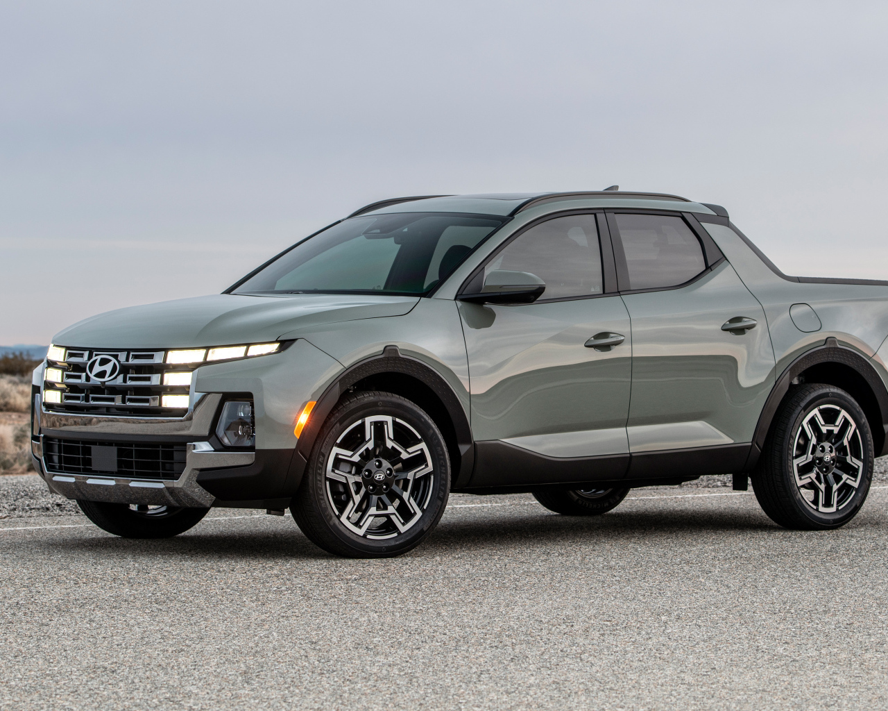 Автомобиль Hyundai Santa Cruz Limited 2025 года