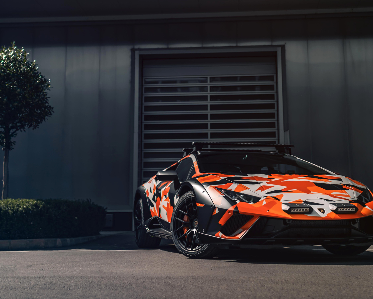 Автомобиль  Lamborghini Huracán Sterrato All-Terrain Ad Personam 2024 года