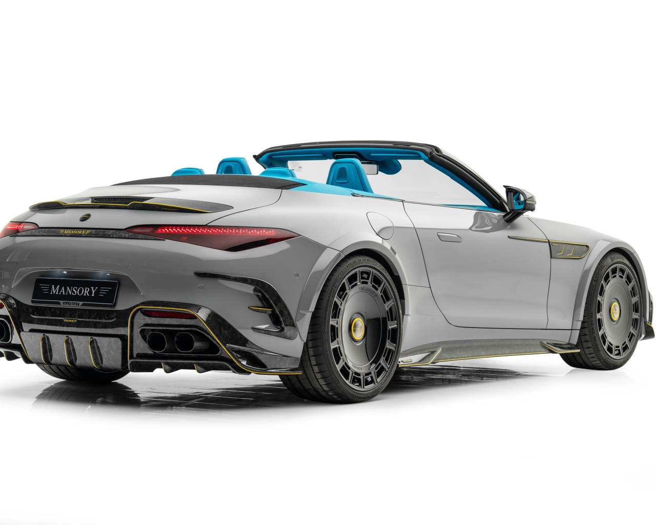 Вид сзади на автомобиль Mansory Mercedes-AMG SL 63 4MATIC+ Widebody