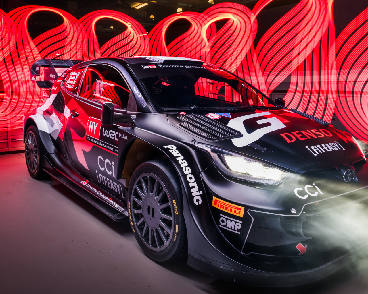 Спортивный автомобиль Toyota GR Yaris Rally1 Hybrid 2024 года