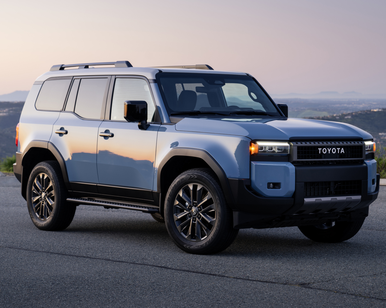 Внедорожник Toyota Land Cruiser 2024 года