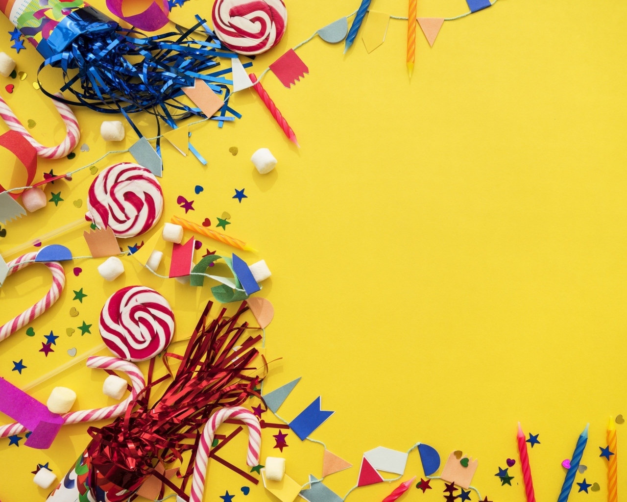 Желтый фон с декором для праздника 