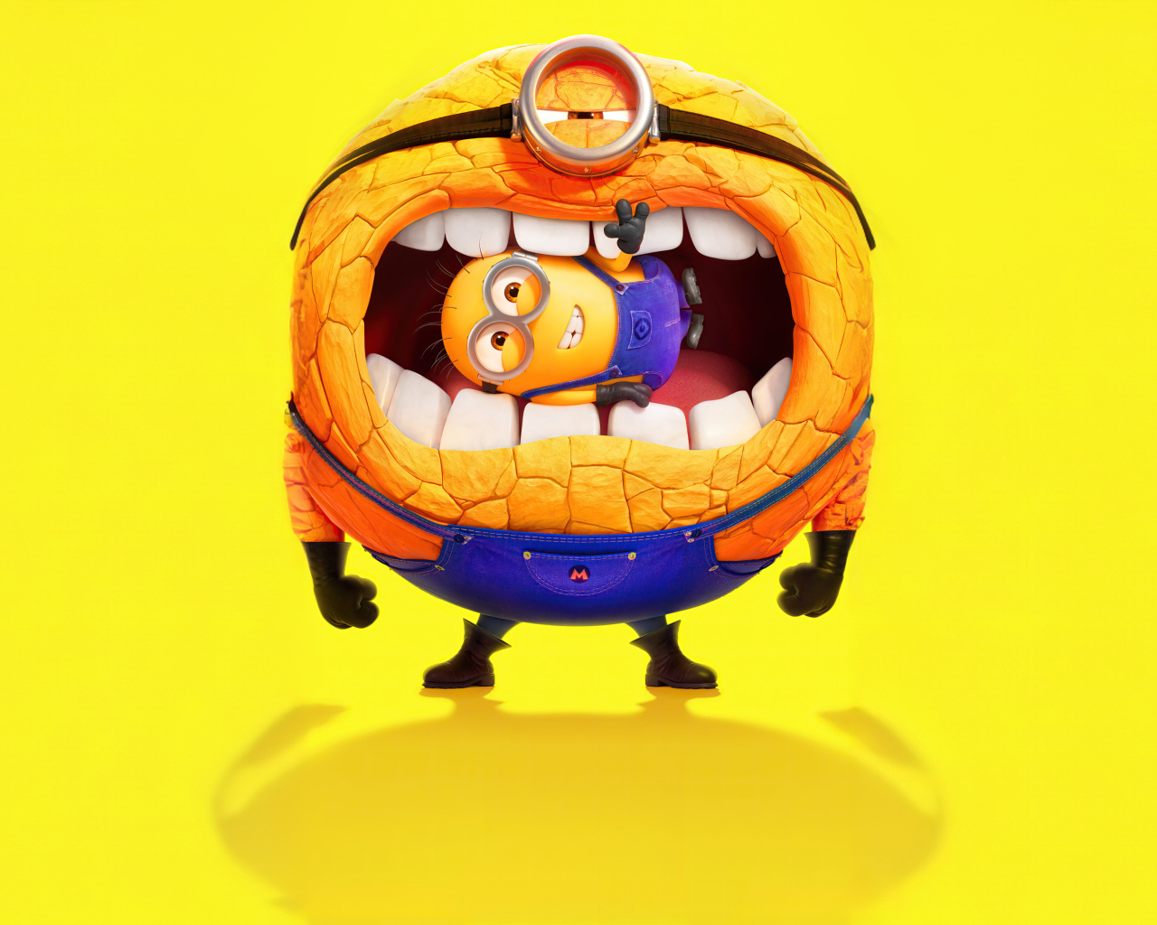 Большой миньон на желтом фоне в мультфильме  Гадкий я 4, 2024