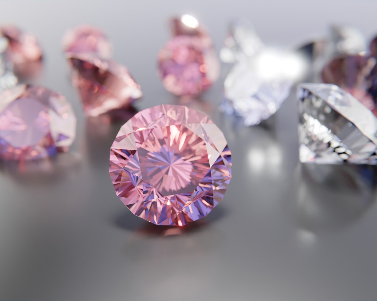 Бриллианты на сером фоне крупным планом