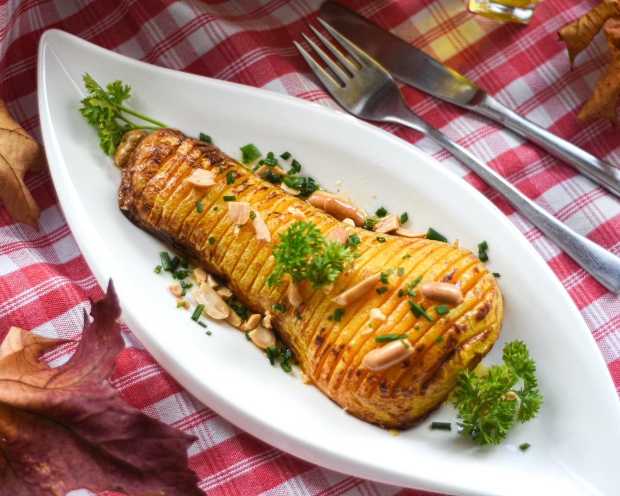 Тыква запеченная с орехами